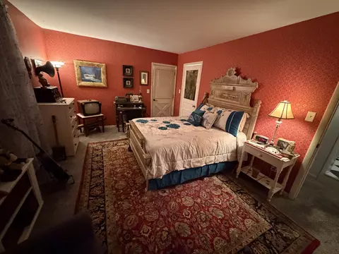 Bedroom - 233 S Walnut St, Arthur, IL 61911 photo 2 of 4
