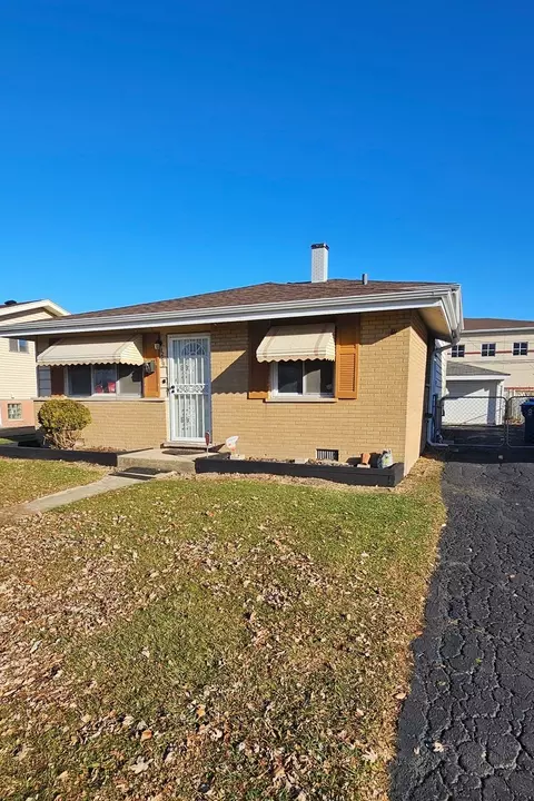 1269 Arthur St, Calumet City, IL 60409