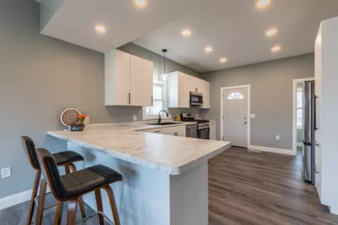 204 E South St, Sheffield, IL 61361 photo 7