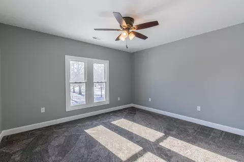 204 E South St, Sheffield, IL 61361 photo 15