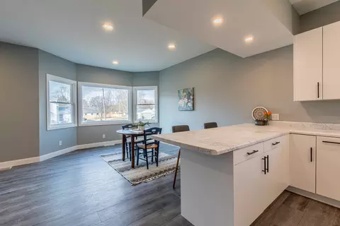 204 E South St, Sheffield, IL 61361 photo 8