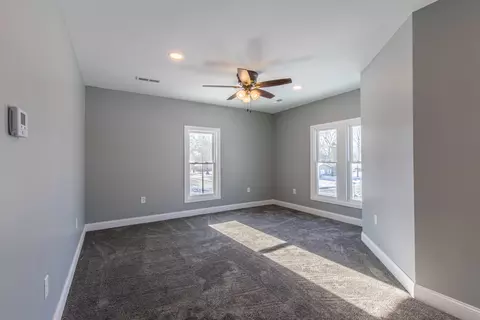 204 E South St, Sheffield, IL 61361 photo 18