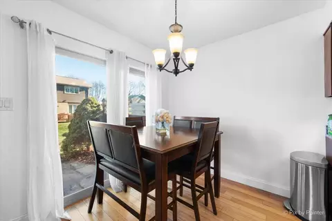 Dining - 14409 Lamon Ave, Midlothian, IL 60445 photo 1 of 1