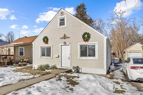 318 Elder Dr, Round Lake Park, IL 60073
