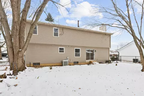 Other - 820 Red Coach Ln, Algonquin, IL 60102 photo 1 of 8