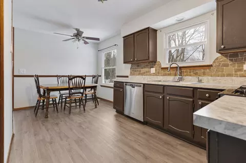 Kitchen - 820 Red Coach Ln, Algonquin, IL 60102 photo 2 of 3