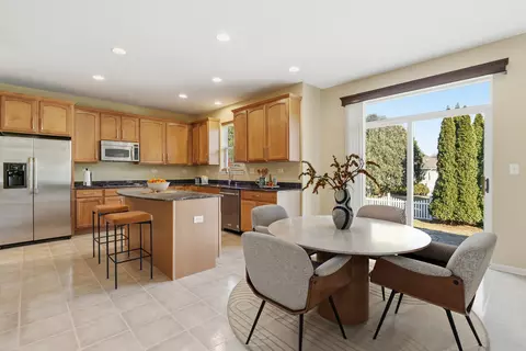 Kitchen - 13817 Meadow Ln, Plainfield, IL 60544 photo 1 of 7