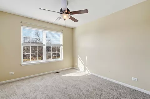 Bedroom - 13817 Meadow Ln, Plainfield, IL 60544 photo 6 of 7