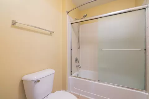 Bath - 13817 Meadow Ln, Plainfield, IL 60544 photo 5 of 5