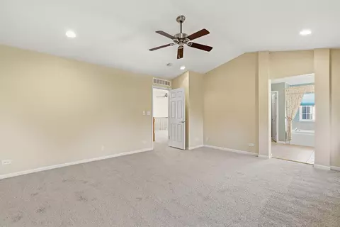 Bedroom - 13817 Meadow Ln, Plainfield, IL 60544 photo 2 of 7