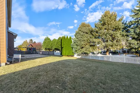 Exterior - 13817 Meadow Ln, Plainfield, IL 60544 photo 4 of 12