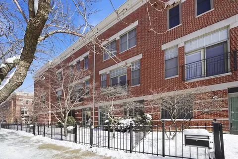 845 N May St, Chicago, IL 60642