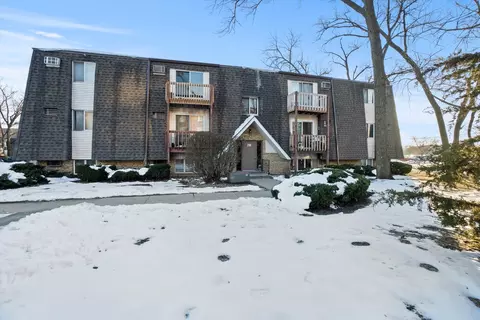 218 Madison St #1C, Joliet, IL 60435