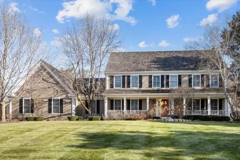 5251 Hilltop Rd, Long Grove, IL 60047