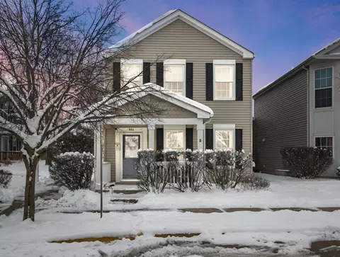 986 Four Seasons Blvd, Aurora, IL 60504