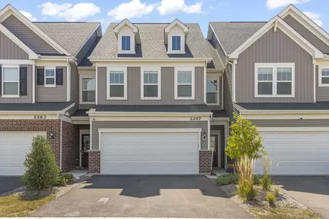 2267 Ryegrass Ln, Bolingbrook, IL 60490