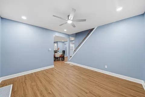 Entry Way - 105 E Knox St, Morrison, IL 61270 photo 1 of 3