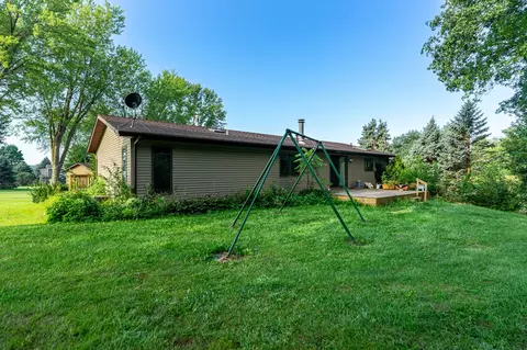 Exterior - 1005 Autumn Ct, Davis, IL 61019 photo 8 of 11