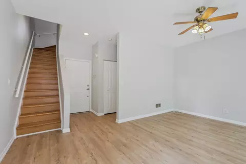 Living - 1512 S Halsted St, Chicago, IL 60607 photo 7 of 7