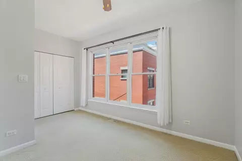 Bedroom - 1512 S Halsted St, Chicago, IL 60607 photo 4 of 5