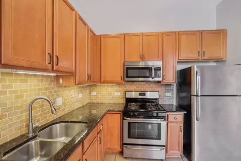 Kitchen - 1512 S Halsted St, Chicago, IL 60607 photo 3 of 4