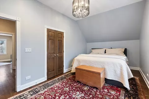 Bedroom - 3059 N Gresham Ave, Chicago, IL 60618 photo 2 of 3