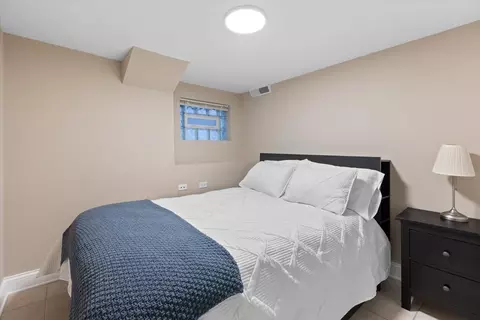 Bedroom - 3059 N Gresham Ave, Chicago, IL 60618 photo 3 of 3