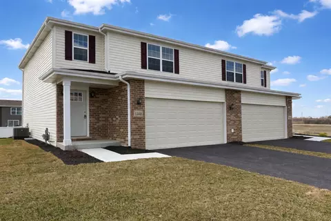 1440 Somerset Dr, Beecher, IL 60401
