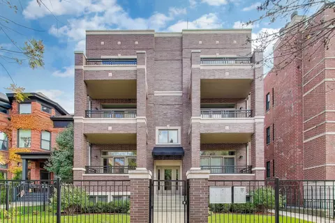 4135 N Kenmore Ave #2N, Chicago, IL 60613