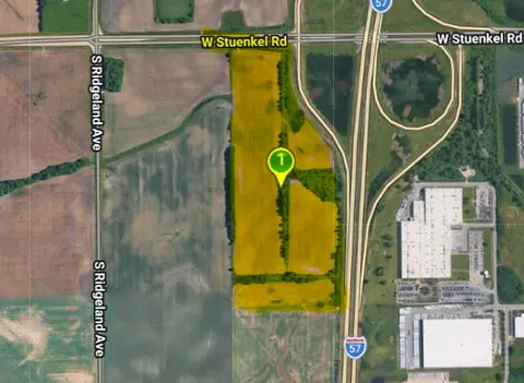 6051 W Stuenkel Rd, Monee, IL 60449
