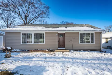 40184 N Liberty St, Antioch, IL 60002