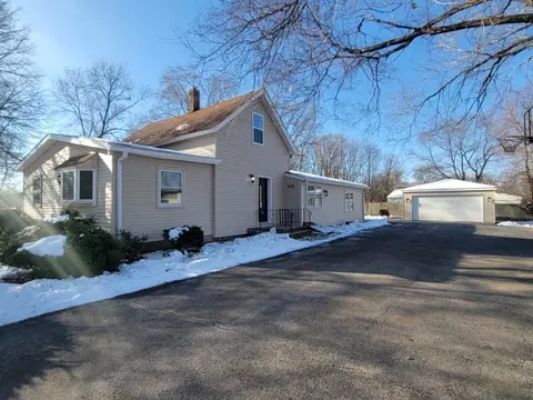1421 Loretta Ave, Joliet, IL 60436