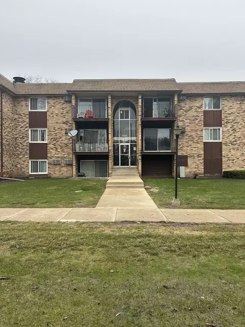 1025 Higgins Quarters Dr #4-109, Hoffman Estates, IL 60169