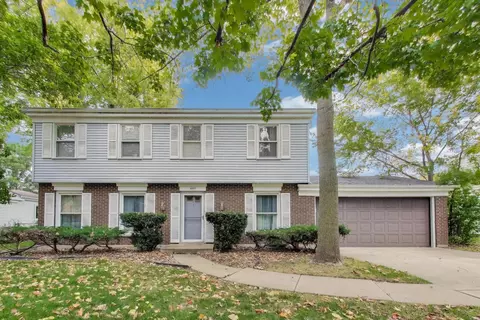 4053 Cumnor Rd, Downers Grove, IL 60515