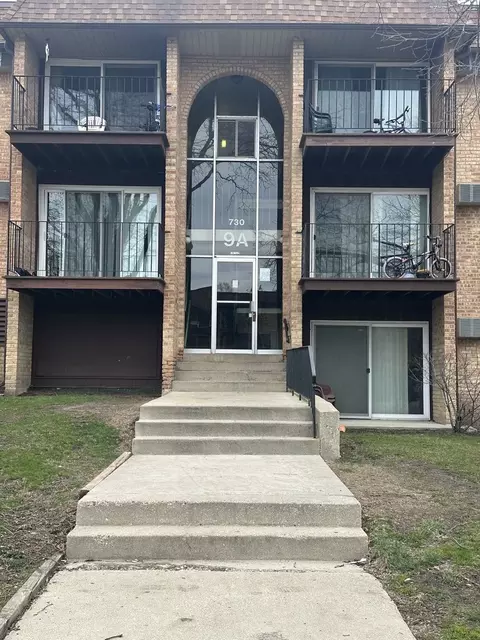 730 Hill Dr #9-205, Hoffman Estates, IL 60169