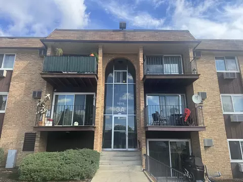 1075 Higgins Quarters Dr #3-208, Hoffman Estates, IL 60169