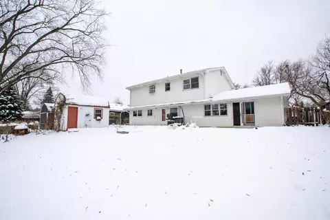 1629 Syracuse Ln, Schaumburg, IL 60193