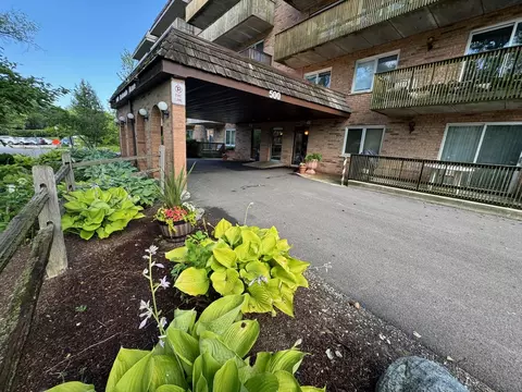 500 Redondo Dr #507, Downers Grove, IL 60516