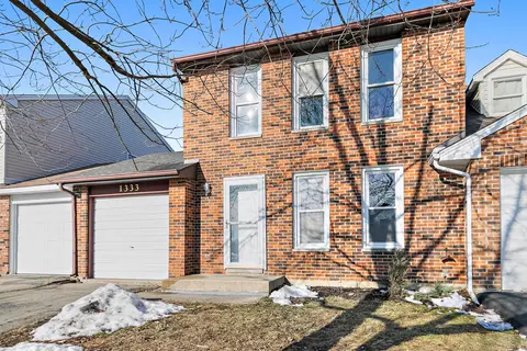 1333 Petersburg Ct #0, Carol Stream, IL 60188