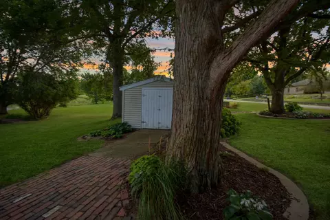 9030 Hardesty Run, Bloomington, IL 61705 photo 69