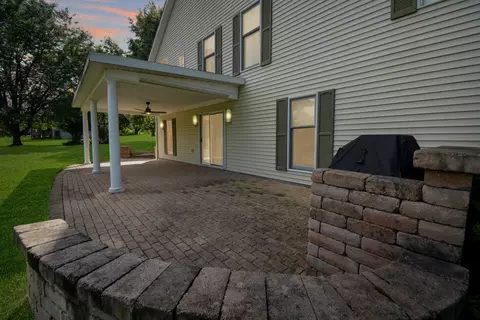 9030 Hardesty Run, Bloomington, IL 61705 photo 5