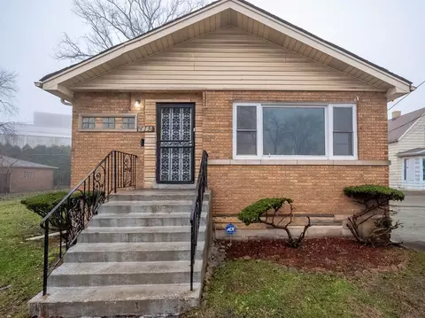 9116 S Dante Ave, Chicago, IL 60619