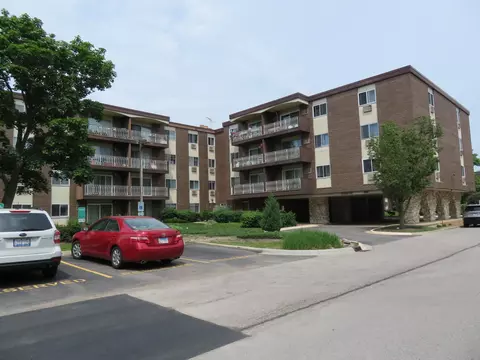 1311 S Finley Rd #118, Lombard, IL 60148