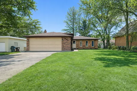 18341 Poplar Ave, Homewood, IL 60430