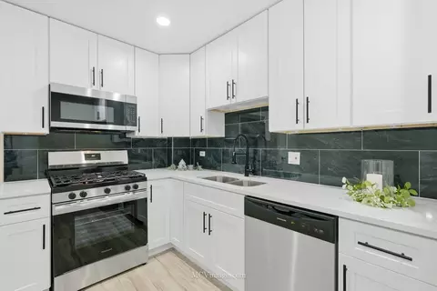 Kitchen - 1104 W 87th St #B, Chicago, IL 60620 photo 2 of 3