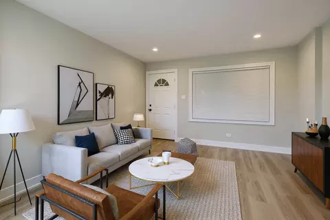 Living - 1104 W 87th St #B, Chicago, IL 60620 photo 2 of 3