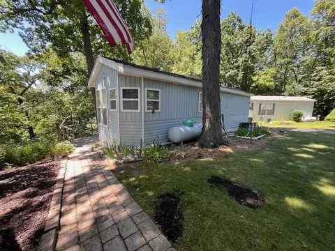 2795 E 28th Lot 140 Rd, Seneca, IL 61360 photo 4