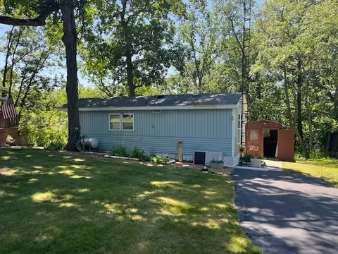 2795 E 28th Lot 140 Rd, Seneca, IL 61360 photo 3