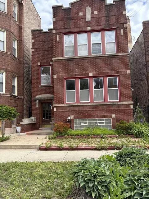 7713 S Cornell Ave, Chicago, IL 60649