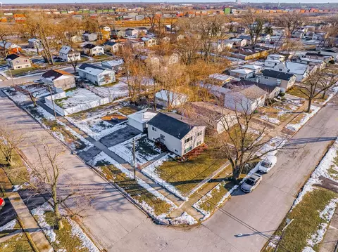 View/Area - 16207 Justine St, Markham, IL 60428 photo 2 of 4